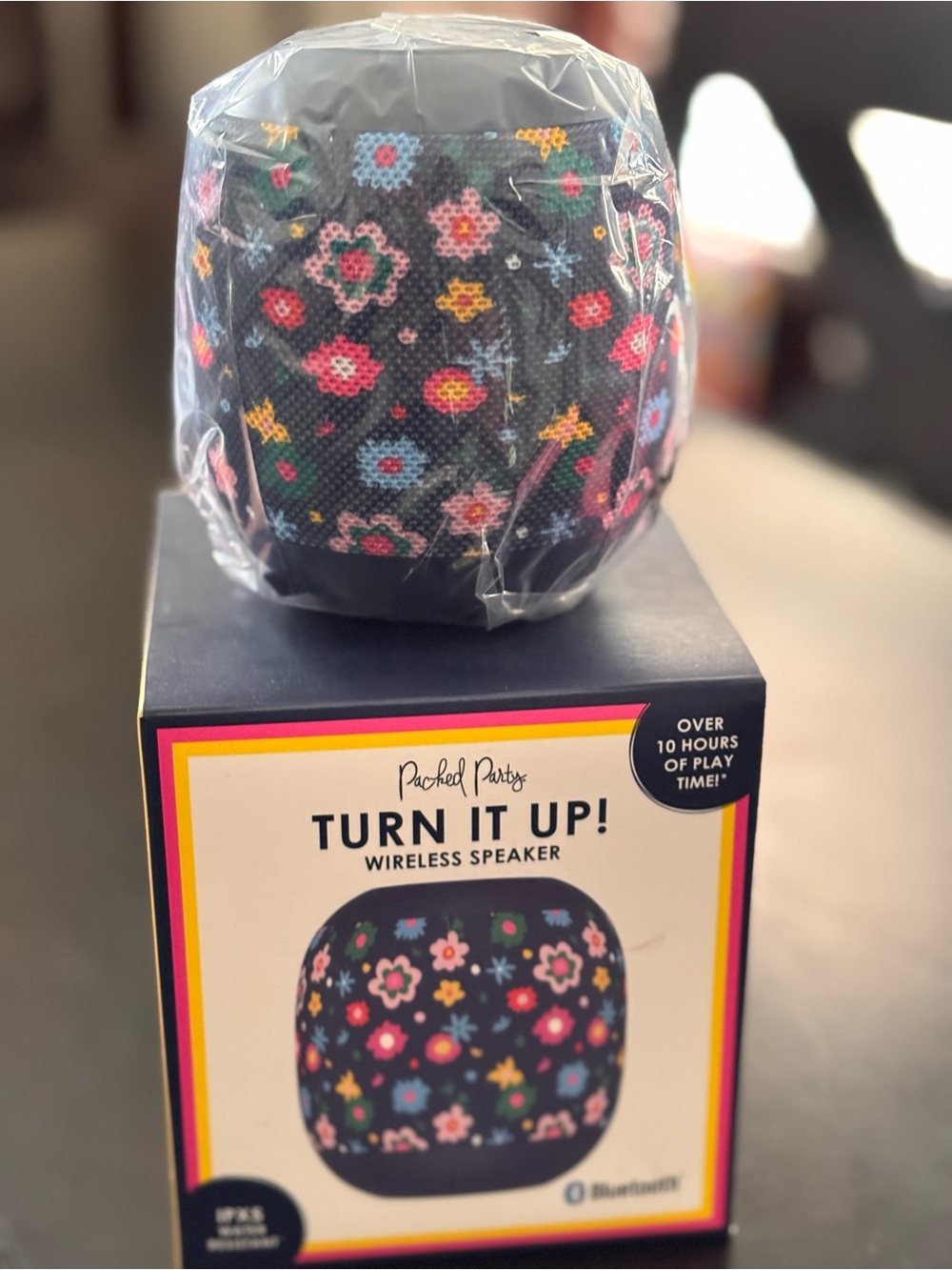 Packed Party Floral Black Wireless Portable Speaker